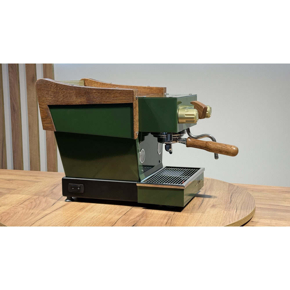 Профессиональная кофемашина La Marzocco Linea Micra 1GR — новая